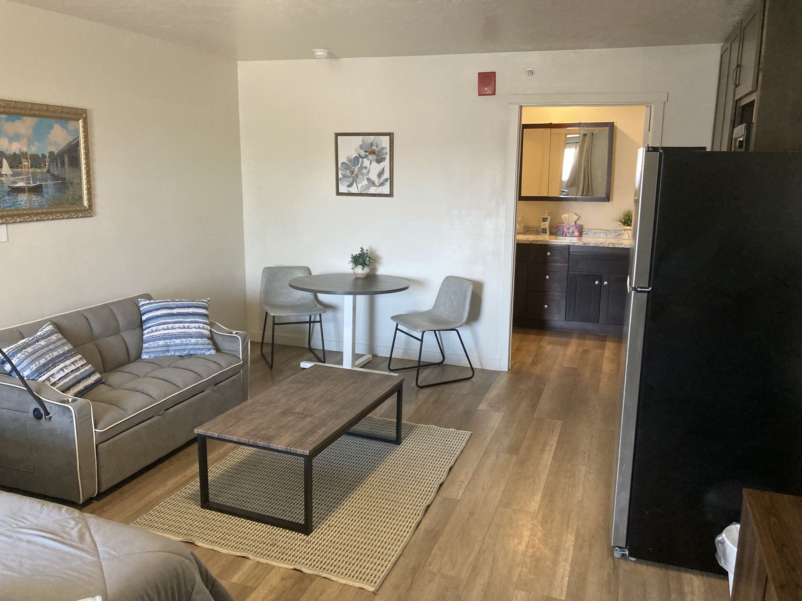Studio 9B at 620 W Main St, Green River, UT 84525