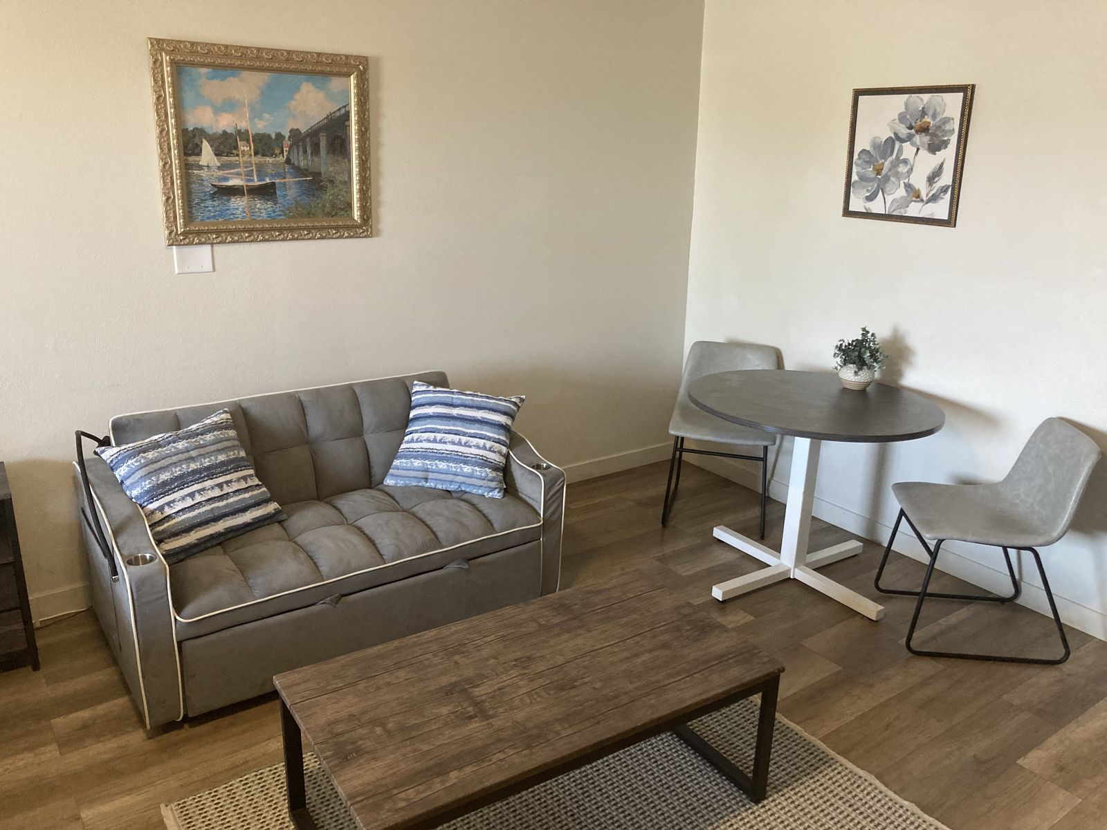 Studio 9B at 620 W Main St, Green River, UT 84525