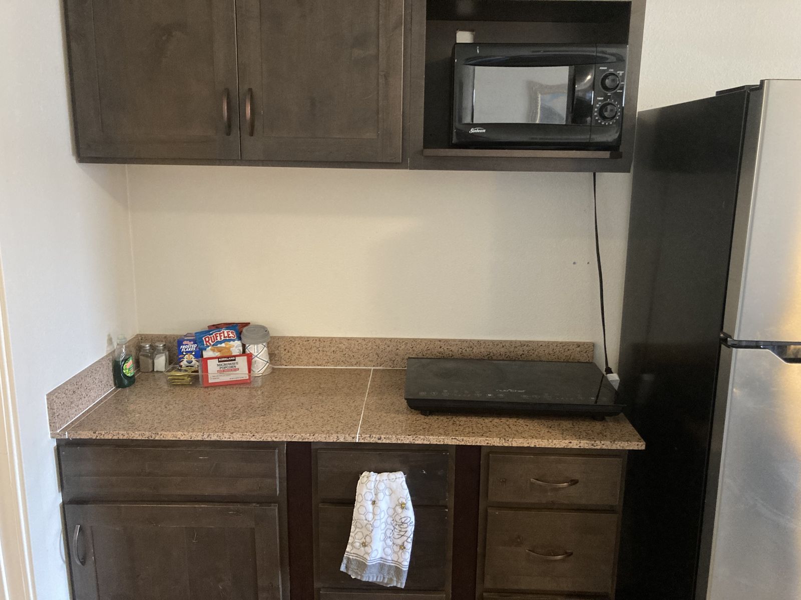 Studio 9B at 620 W Main St, Green River, UT 84525
