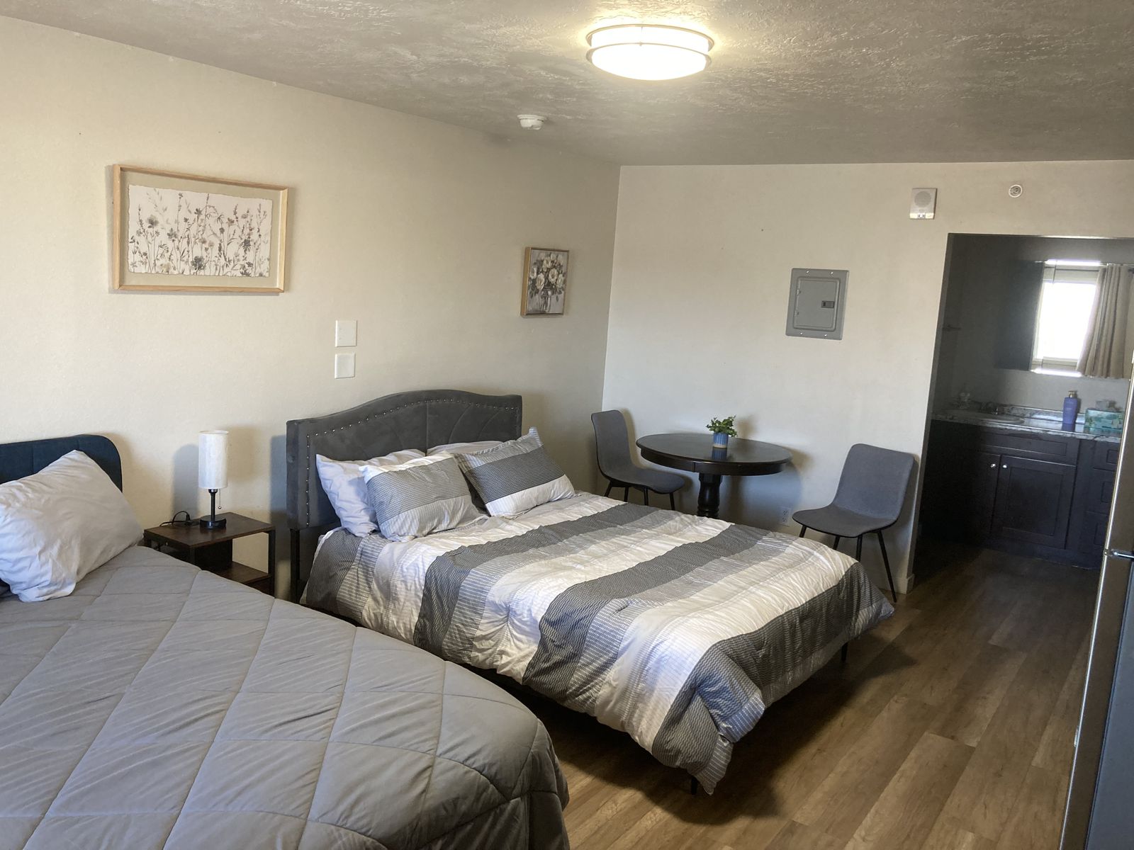 Studio 12 at 620 W Main St, Green River, UT 84525